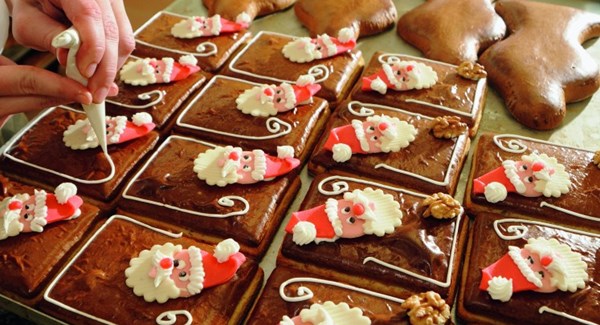 Biscômes de Noël au vin cuit et à la crème double