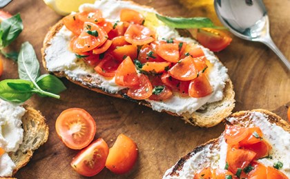 Tartines façon Bruschetta au chèvre frais