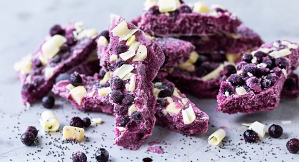 Frozen yogourt bark