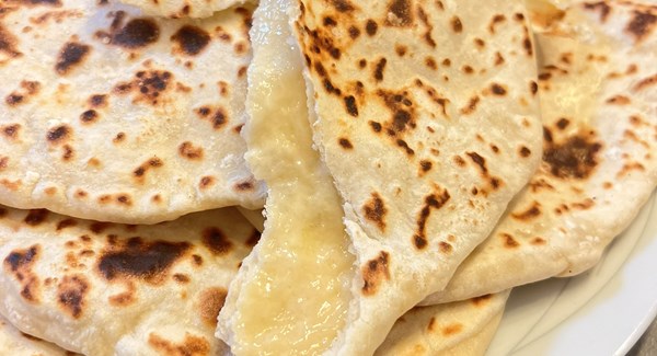 Cheese Naan au Saveur des Préalpes